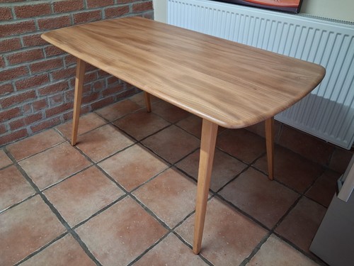 Ercol 263 rarer - smaller, plank