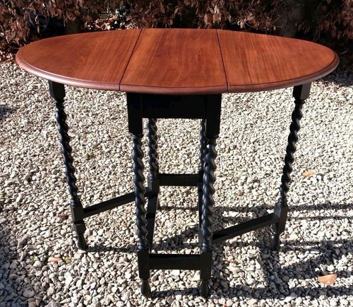 Beautiful and compact - and,